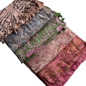 Vibrant Floral Patterned Pareo